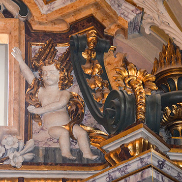 decorazione dell'altare